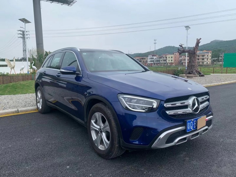 广州19年奔驰GLC7