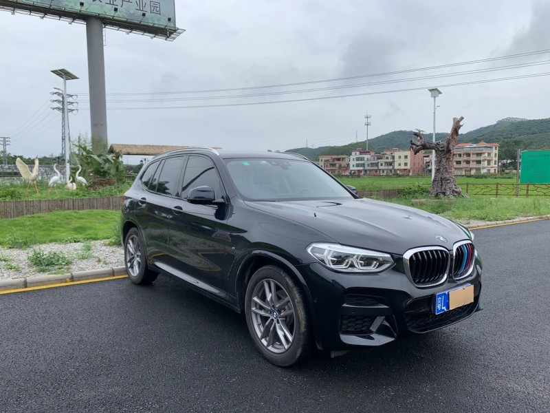 广州19年宝马X34