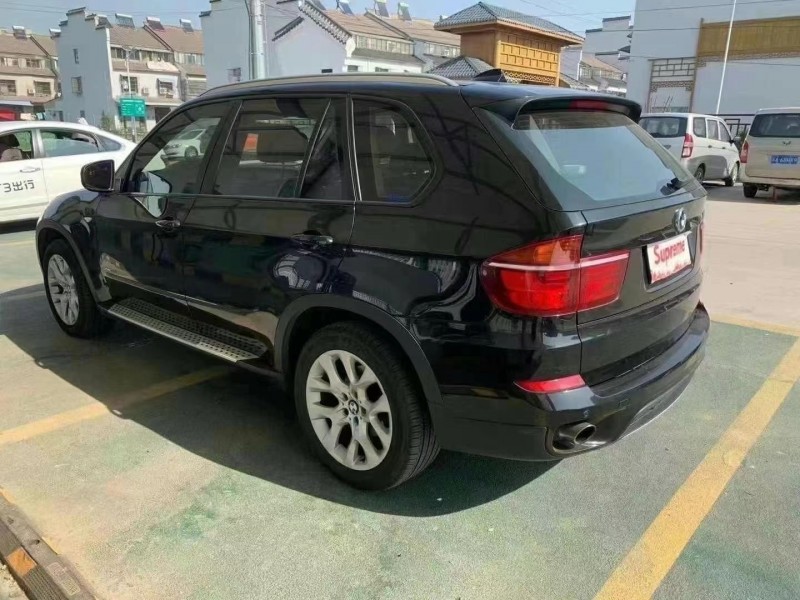 盐城13年宝马X57