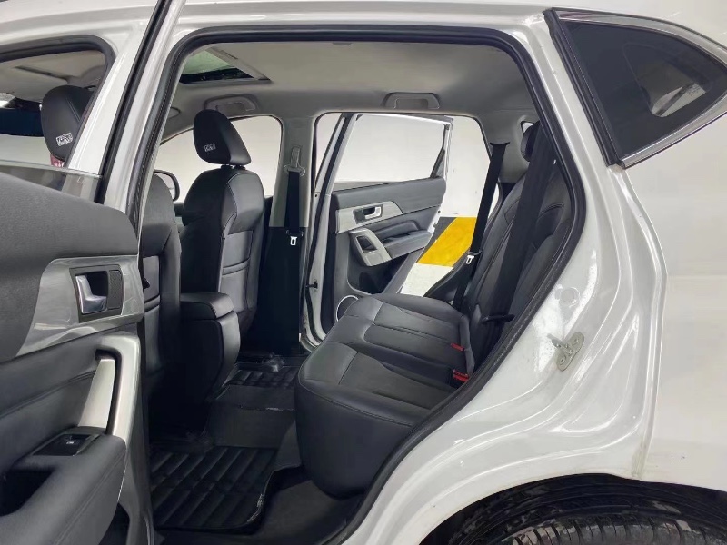 成都16年哈弗H21