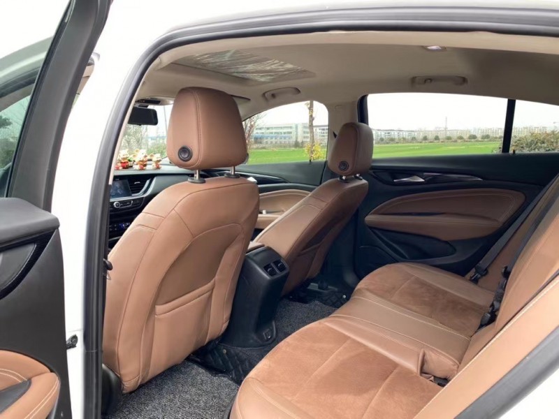 盐城19年别克君威6