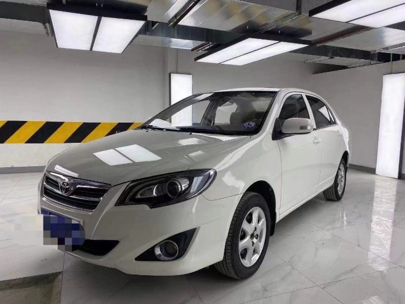 成都13年丰田花冠2