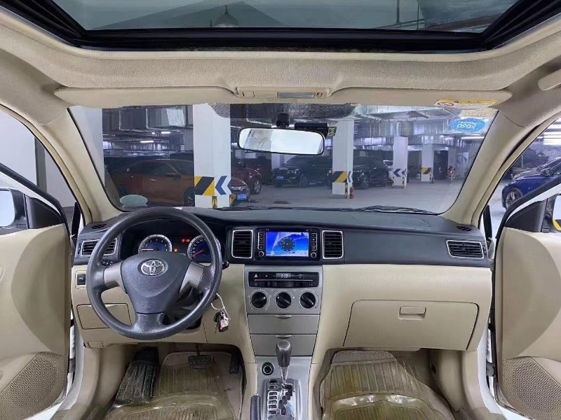 成都13年丰田花冠9