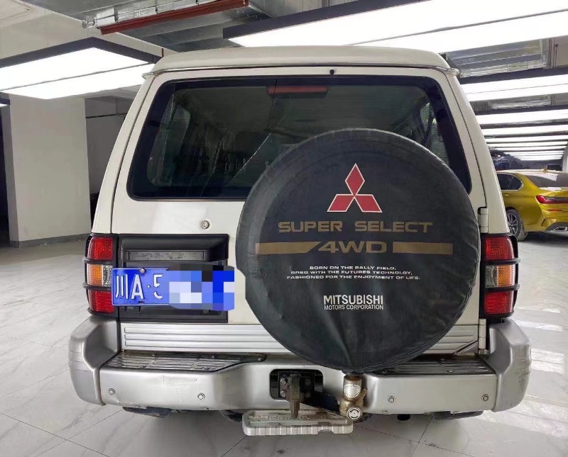 成都14年獵豹汽車黑金剛3