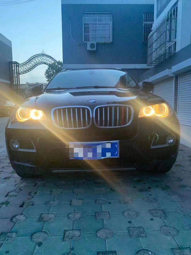 大同13年寶馬X69