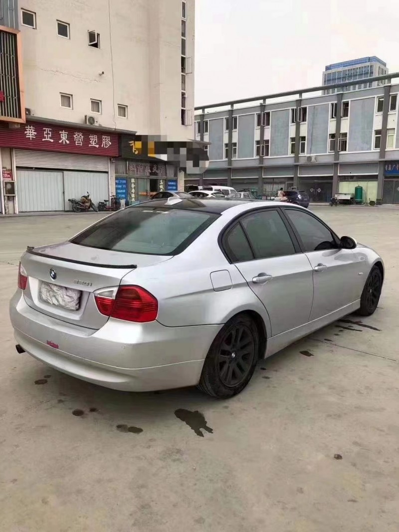 泰安08年寶馬3系3