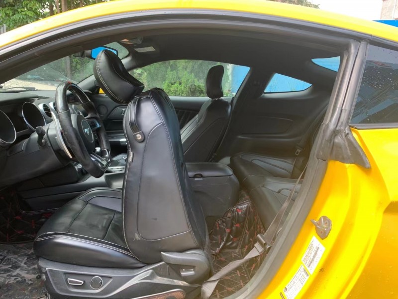 广州15年福特野马9