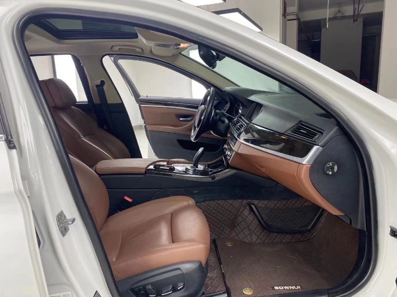 成都15年宝马5系5