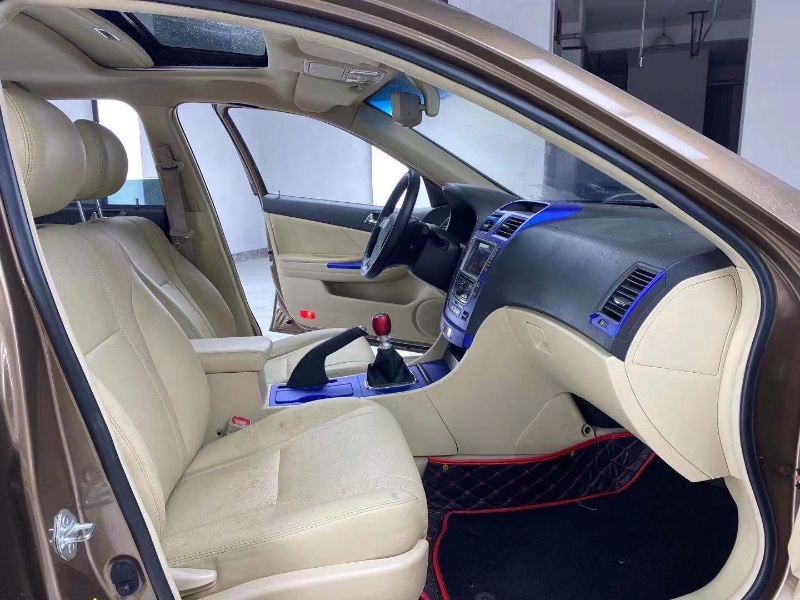 成都14年比亚迪G64