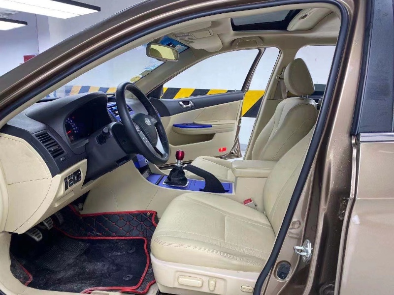 成都14年比亚迪G65