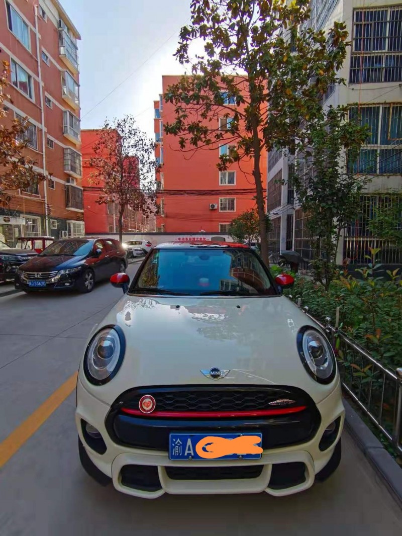 周口16年寶馬MINI1