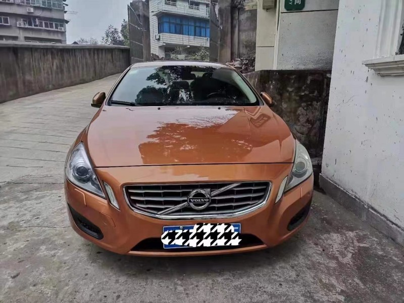 黃石11年沃爾沃S60L1