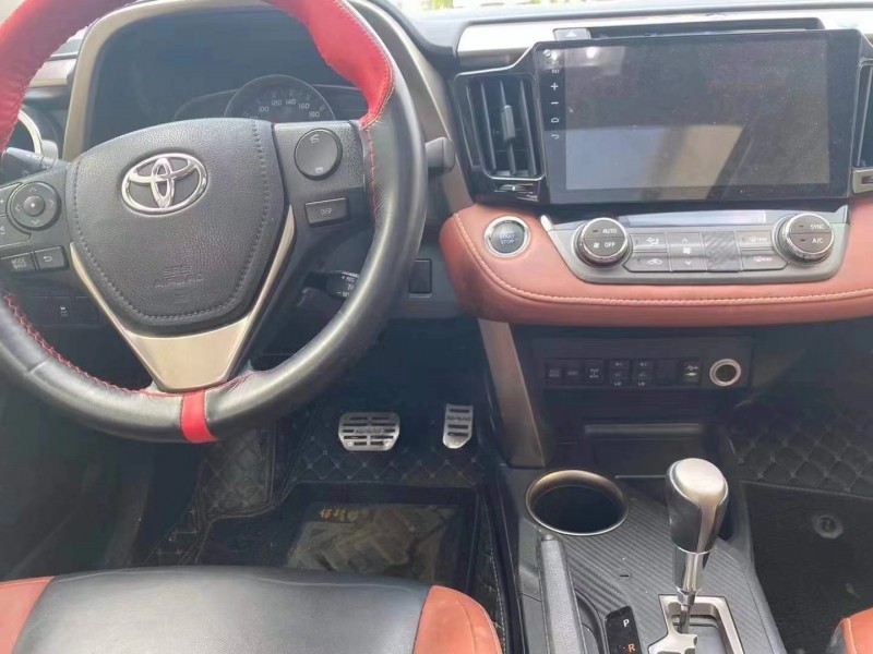 南通15年豐田RAV4榮放4