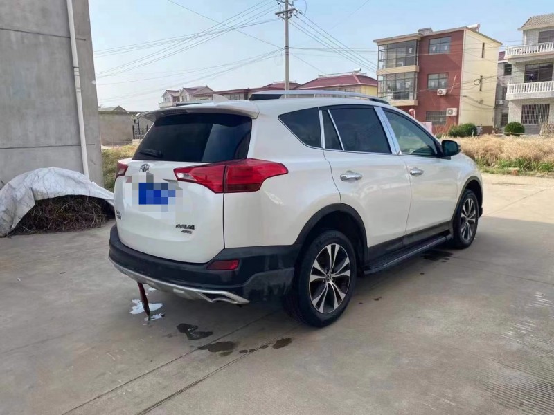 南通15年豐田RAV4榮放7