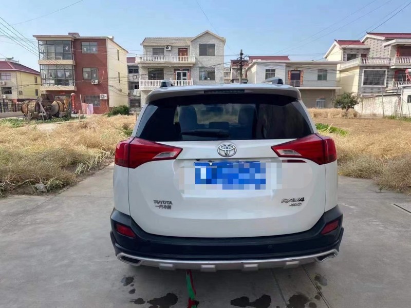 南通15年豐田RAV4榮放9
