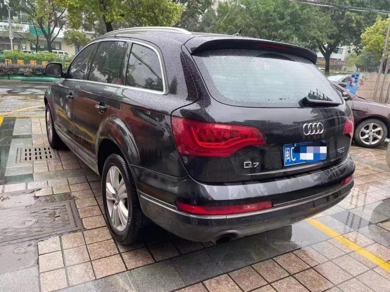泉州10年奧迪Q77