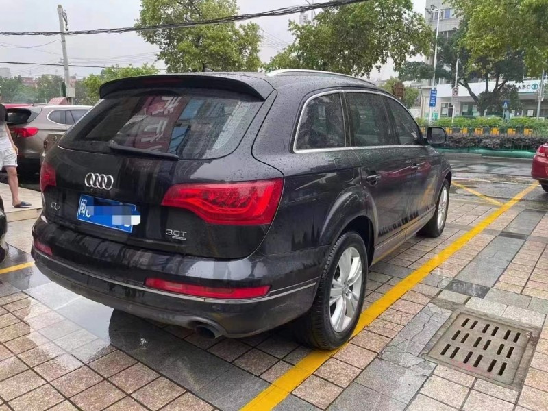 泉州10年奧迪Q78