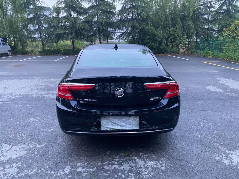 徐州18年别克君越9