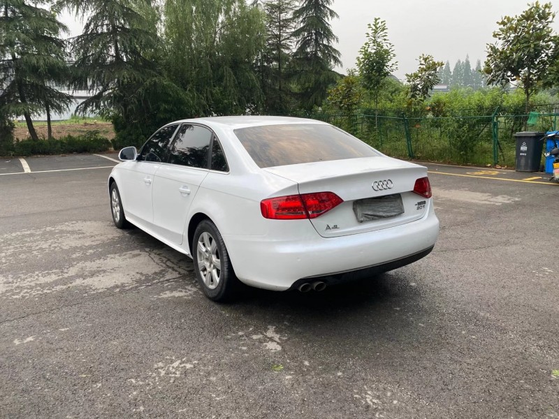 徐州10年奥迪A4L8