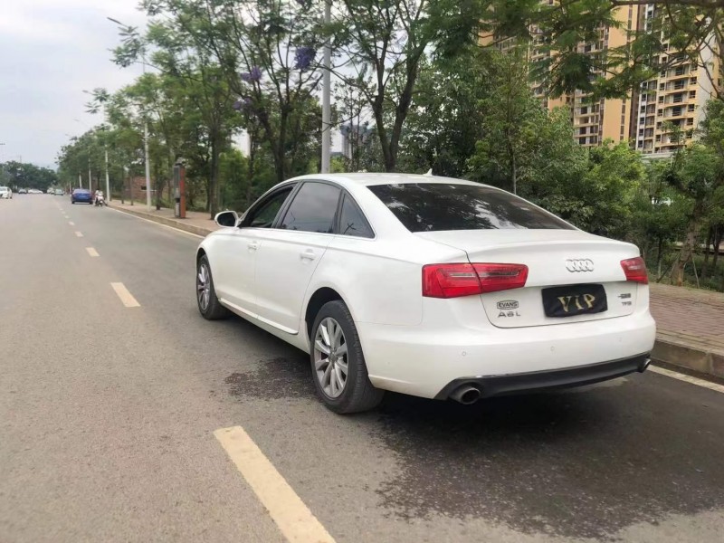 黔西南15年奧迪A6L9