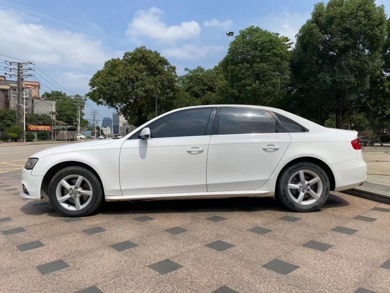 广州13年奥迪A4L9