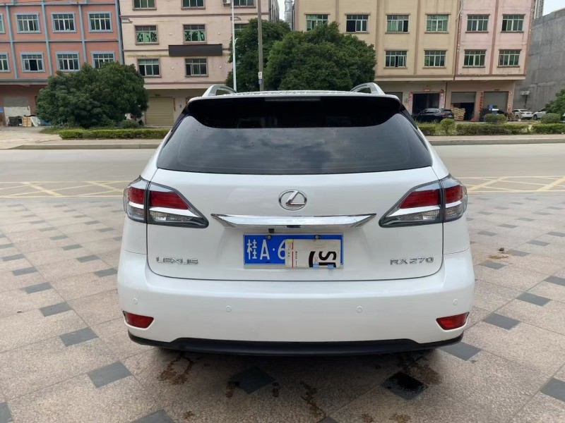 广州14年雷克萨斯RX8