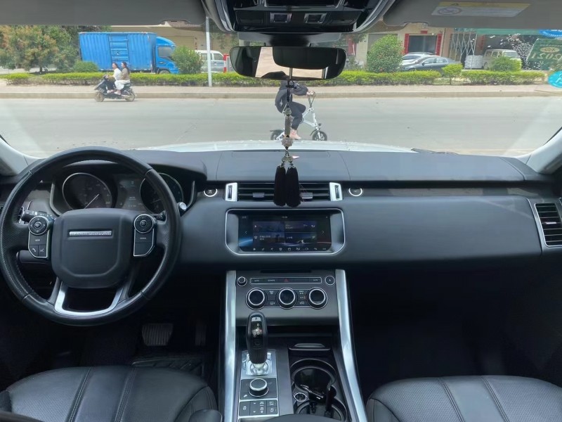 广州17年路虎揽胜运动4