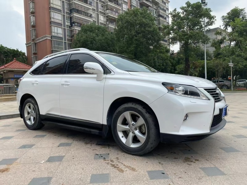 广州17年路虎揽胜运动7