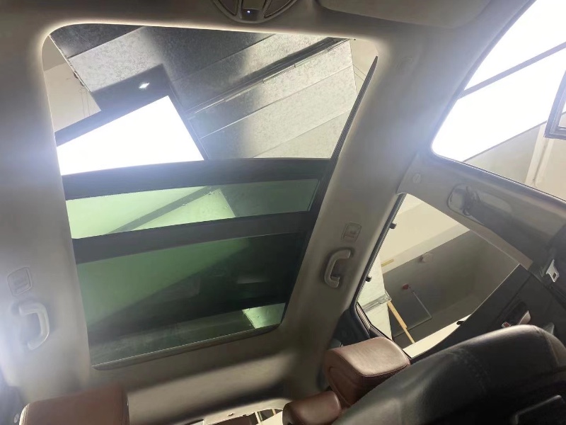 成都14年现代新胜达6