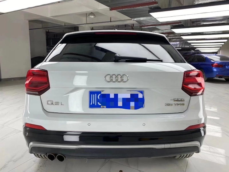 成都20年奥迪Q26