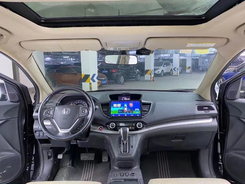 成都16年本田CR-V7