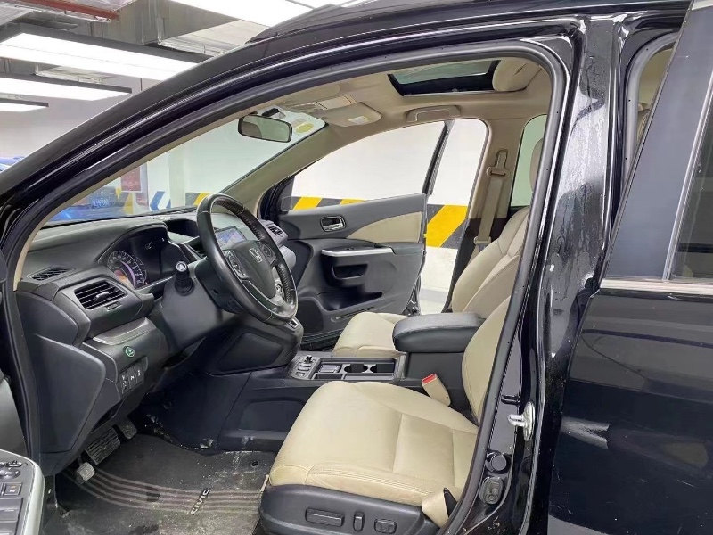 成都16年本田CR-V9