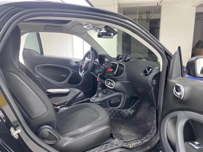 成都17年奔驰smart6