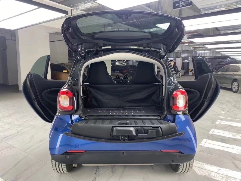 成都17年奔驰smart9