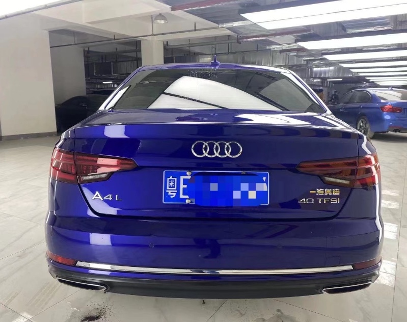 成都18年奥迪A4L4