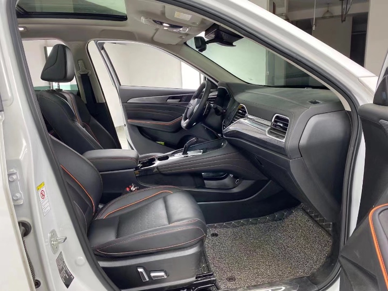 成都20年哈弗F75