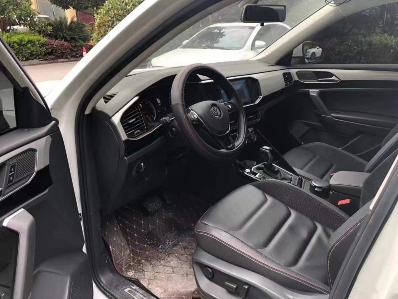 武汉19年大众探岳3