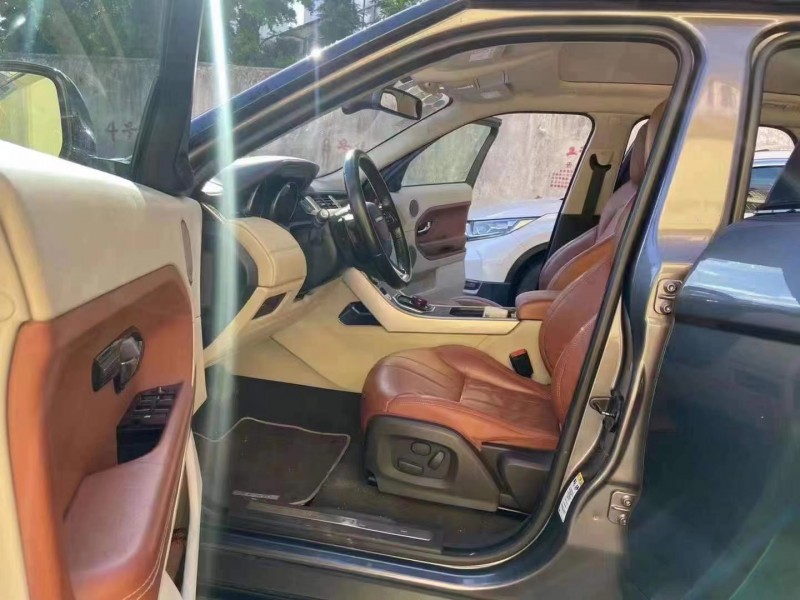 广州16年路虎极光3