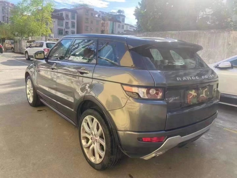 广州16年路虎极光7