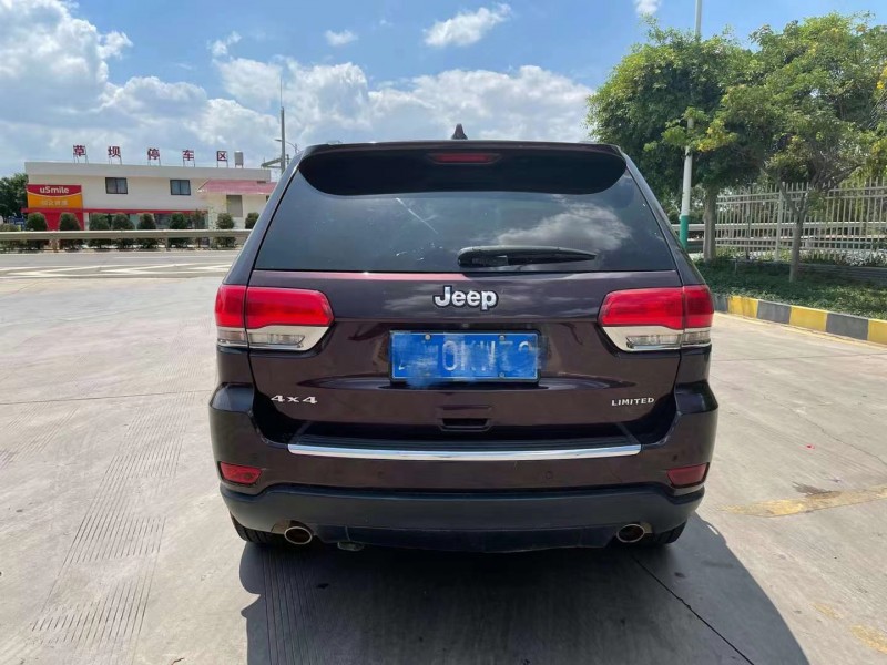 唐山14年Jeep大切諾基4