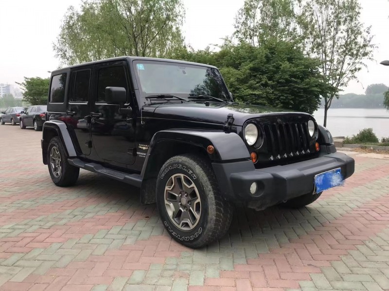 唐山13年Jeep牧馬人3