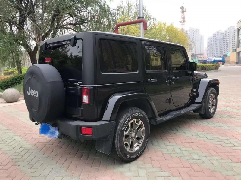 唐山13年Jeep牧馬人4