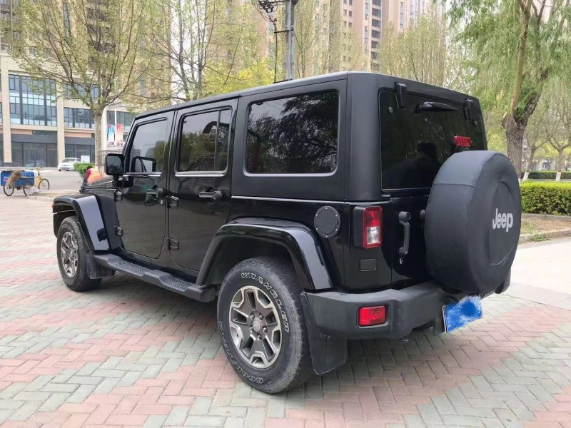 唐山13年Jeep牧馬人6