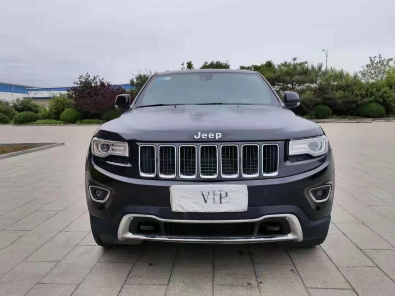 唐山14年Jeep大切諾基1