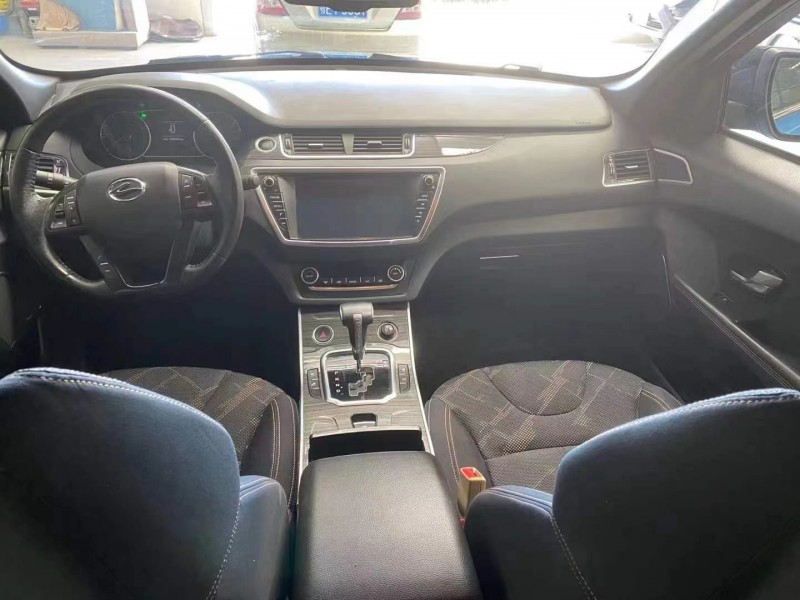 武汉15年陆风X74