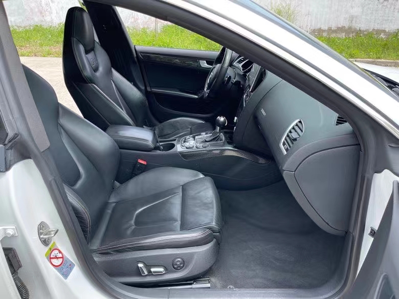 盐城13年奥迪S57