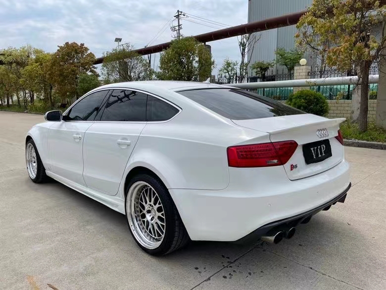 盐城13年奥迪S59