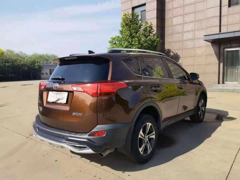 唐山16年豐田RAV4榮放5
