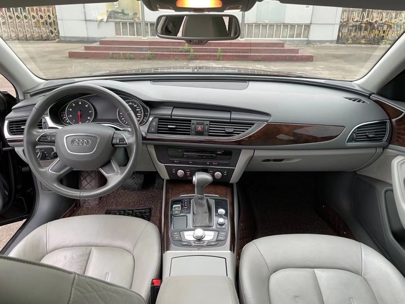 宜昌14年奥迪A6L8