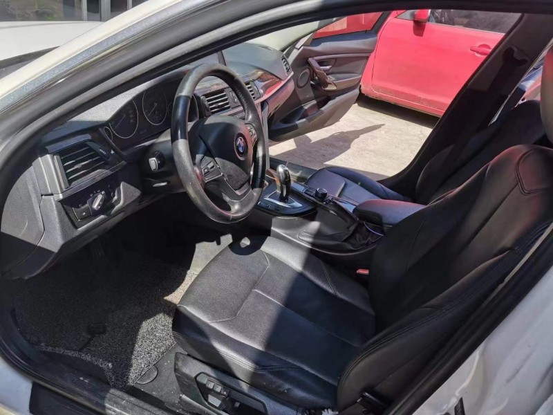 徐州12年宝马3系5